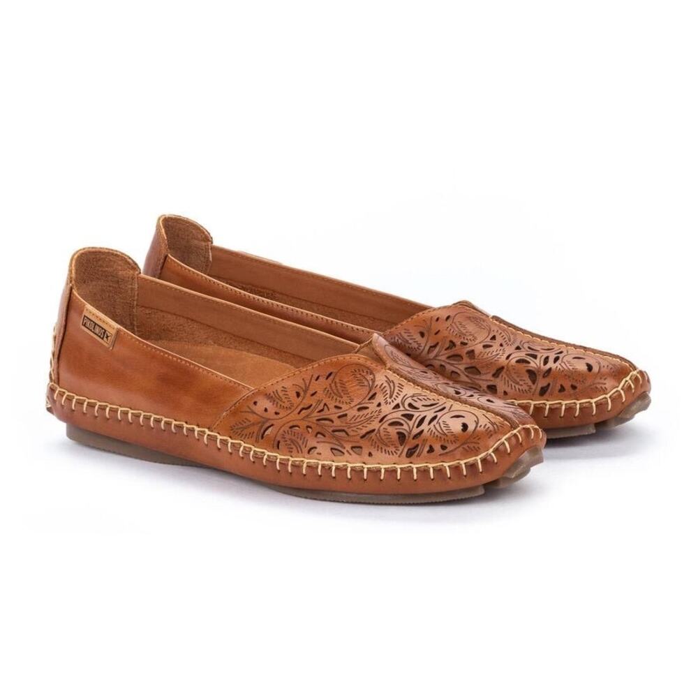 Pikolinos Women’s 39 8.5 Brown Leather Floral Laser Cut Loafers Flats